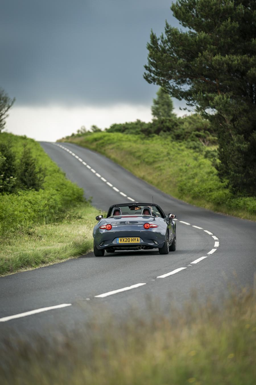  Mazda MX-5 R-Sport (ND) 2020 года  (UK) (фото 21 из 86)